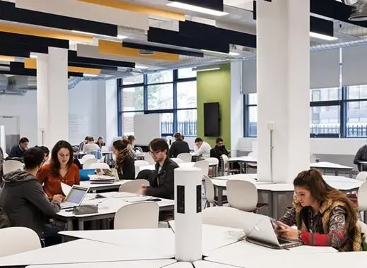LSE life Resources on Moodle 747x420