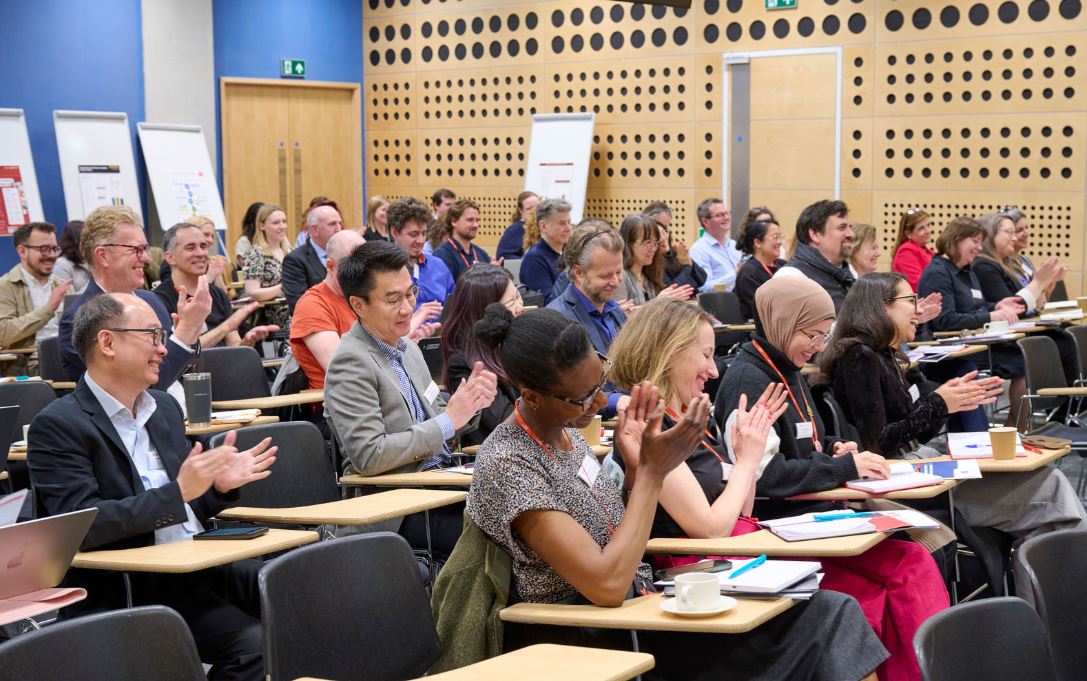 Global Approaches crowd