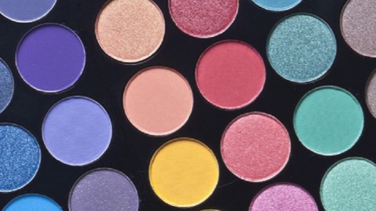 PLO makeup thumbnail v2