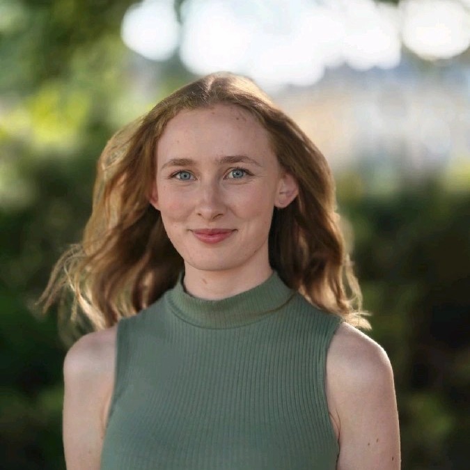 Profile Pic Hazel Fell